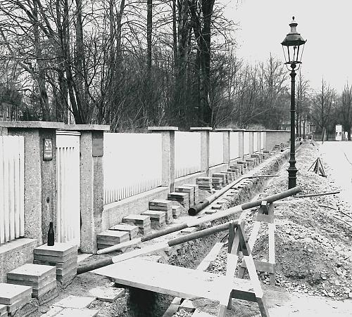 [Stra&szlig;enlaternen-Umr&uuml;stungsarbeiten an der Sternwartstra&szlig;e]